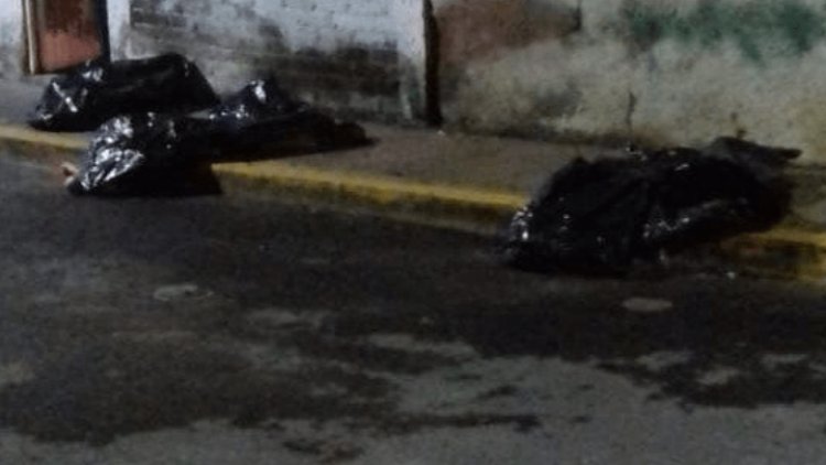 Encuentran siete bolsas con restos humanos en Chicoloapan