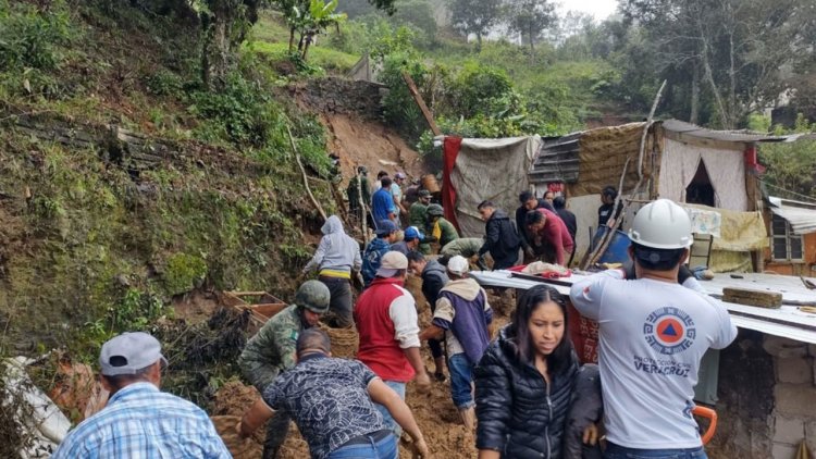 Huracán Grace deja ocho muertos y tres desaparecidos en Veracruz