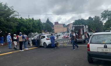 Joven se desmaya y provoca accidente después de recibir vacuna