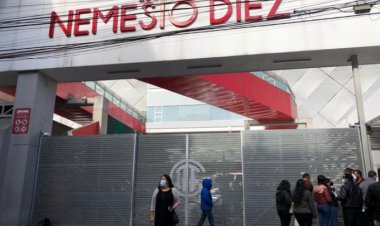 Vacunan a menores amparados en Toluca