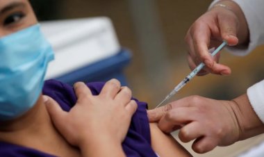 Anuncian vacunación de jóvenes en La Paz