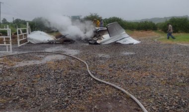 Rayo provoca caída de avioneta en Veracruz