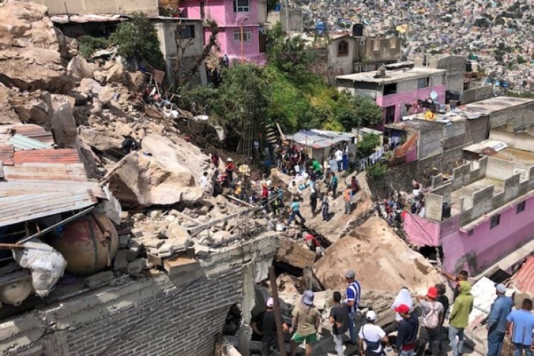 Encuentran cadáver tras desgajamiento de cerro del Chiquihuite