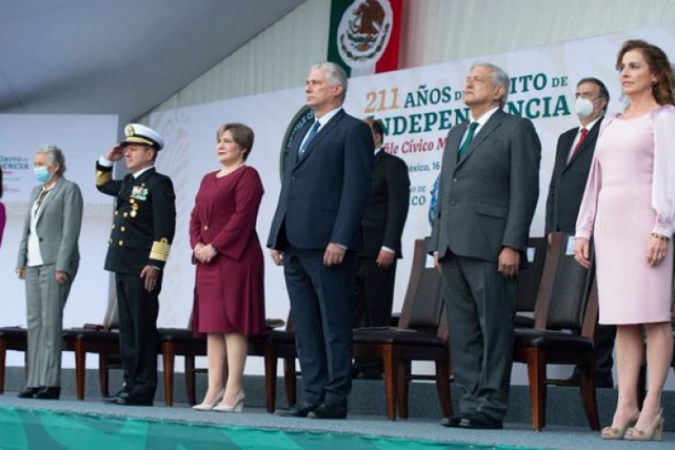 AMLO llama a EU a terminar bloqueo a Cuba