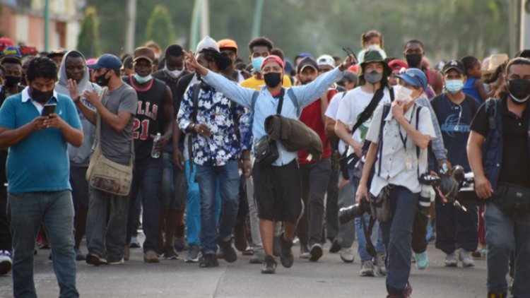Parte cuarta caravana con 300 migrantes desde Tapachula, Chiapas