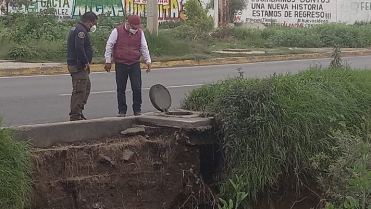 Lluvias atípicas provocan socavón en San Antonio, Chicoloapan