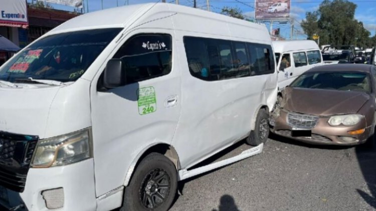 Cuatro lesionados tras choque en Ecatepec