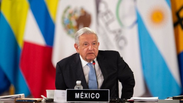 Llama AMLO a terminar bloqueos en cumbre de la CELAC