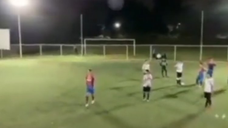 Caen tres por balacera en cancha de futbol