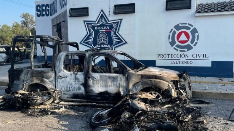 Se rebelan en Jaltenco y queman patrullas