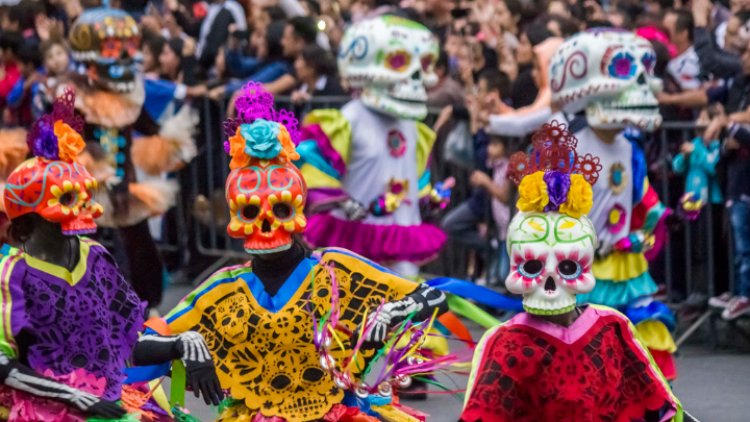 CDMX Pasará día de muertos en semáforo verde