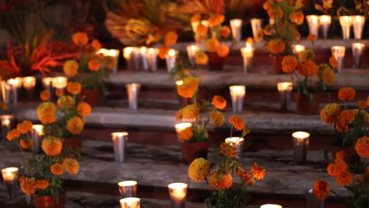 Día de Muertos, más caro y más triste