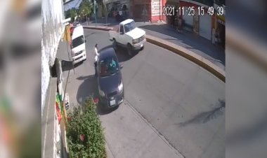 Finge que se lastimó para extorsionar a conductor