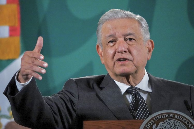 Acuerdo de obras es para que adversarios no las frenen: AMLO