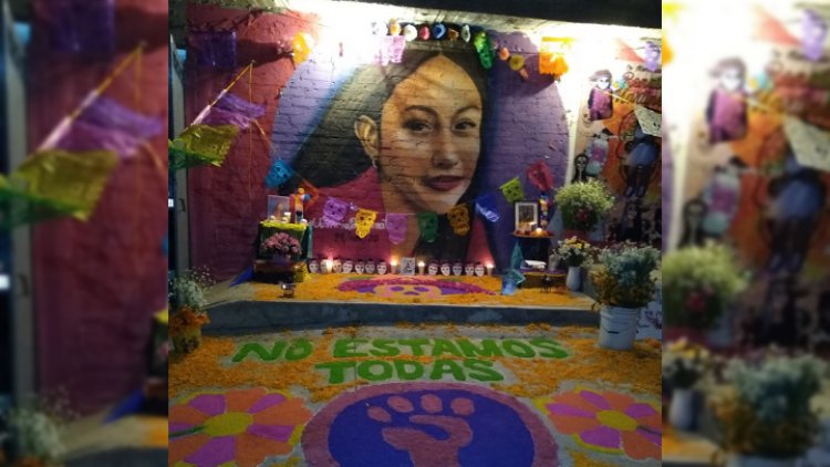 Colocan ofrenda en memoria de Renata