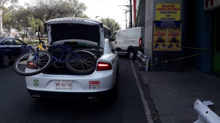 Fallece ciclista al caer de puente en Iztacalco