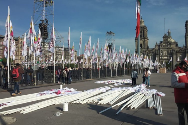 Cierran calles del Zócalo por informe de AMLO