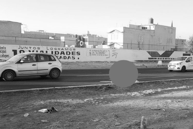 Derrapa y muere motociclista en Ecatepec