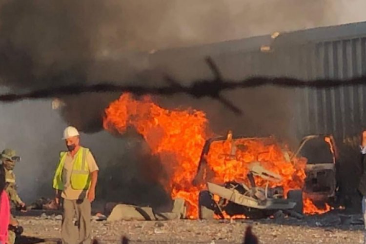 Explota camioneta con pirotecnia en Guanajuato