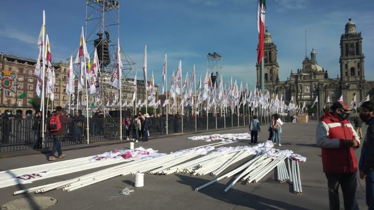 Cierran calles del Zócalo por informe de AMLO