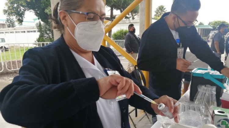 Arranca aplicación de refuerzo anticovid en Edomex