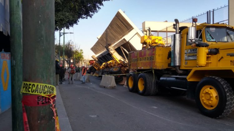 Cierran Ermita-Iztapalapa por caída de trabe