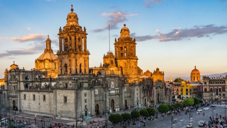 Habrá misas navideñas en la catedral metropolitana