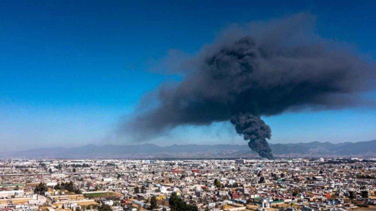 Se incendia fábrica de pinturas en Lerma