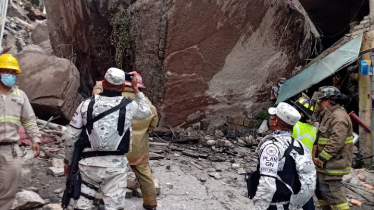 Se derrumba el cerro del Chiquihuite, en Tlalnepantla