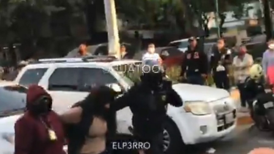 Detienen en CDMX a mujer por vender armas de fuego por Día de Reyes