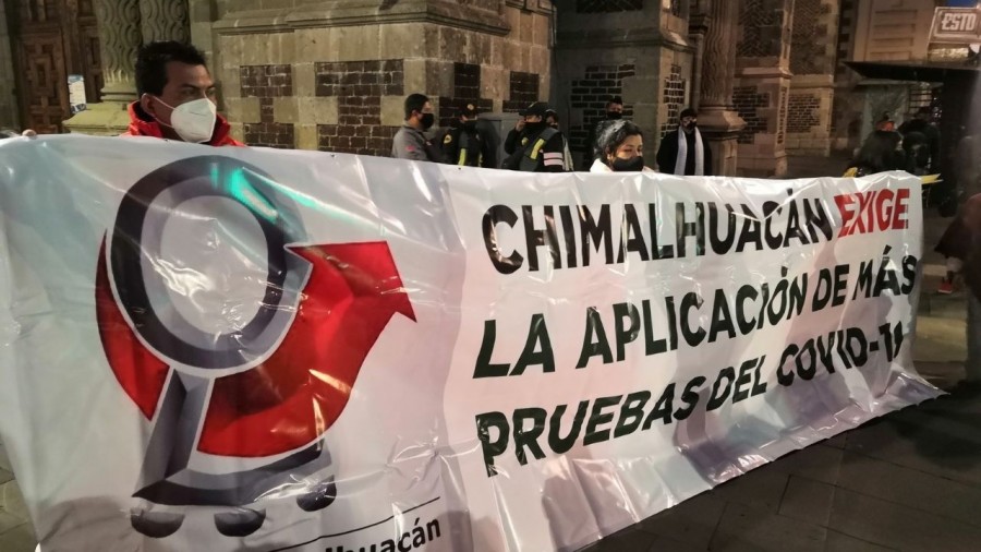 Habitantes de Chimalhuacán exigen insumos para personal médico