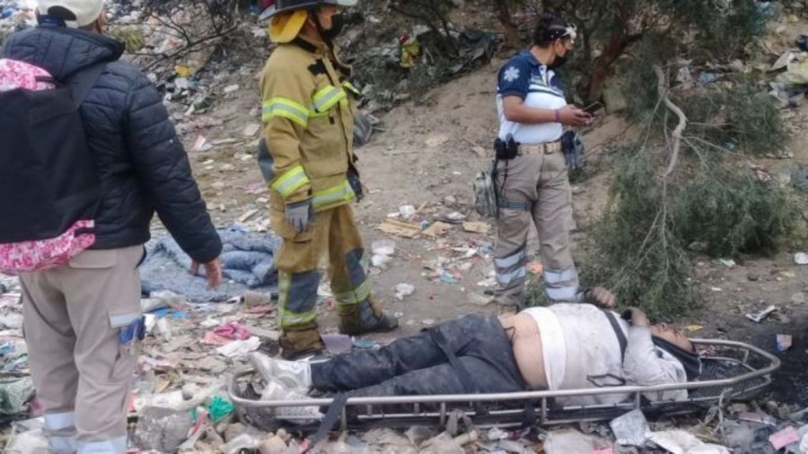 Secuestradores arrojan a víctimas en barranca de Chimalhuacán