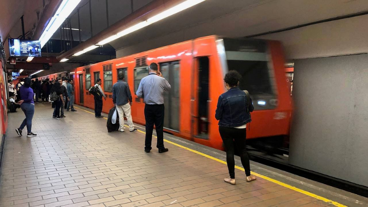 Así fue la reapertura de la línea 1 del metro de la CDMX