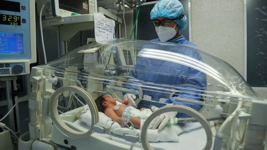 Decenas de bebés mexiquenses nacen con Covid-19