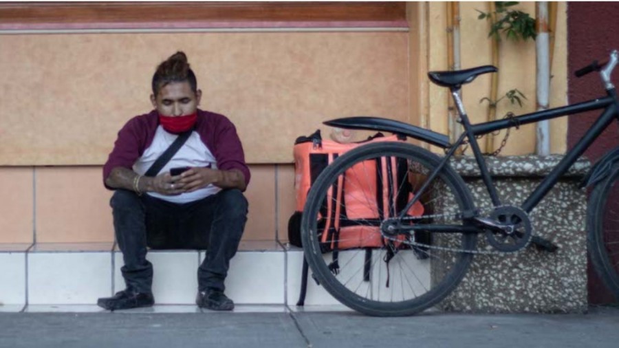Jóvenes mexicanos, los más afectados por el desempleo