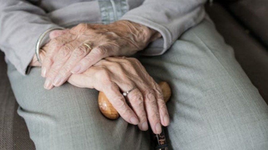 Anuncian doble pensión para adultos mayores y personas con discapacidad