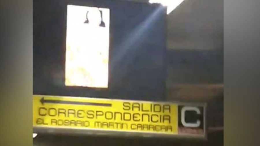 Transmiten video porno en las pantallas del Metro CDMX