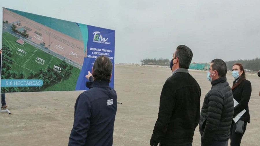 Recuperan 5.8 hectáreas de la playa Miramar