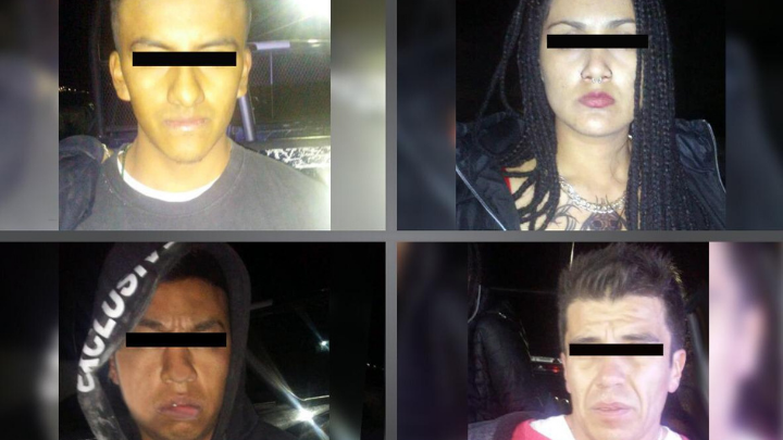 Hallan envoltorios con droga y detienen a cuatro durante cateo en Huixquilucan