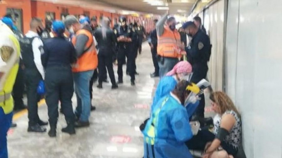¡Accidente en Metro de la CDMX provoca corto circuito!