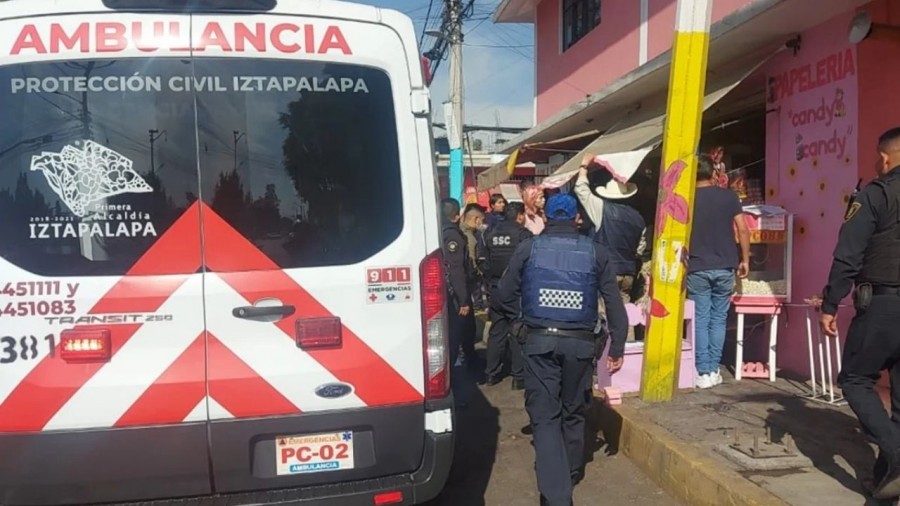 Asaltante balea a empleadas de papelería en Iztapalapa