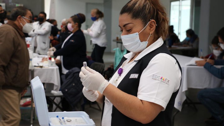 Edomex continúa en semáforo naranja, se amplían actividades: Del Mazo