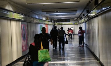 Retiran a comerciantes de 56 estaciones del metro