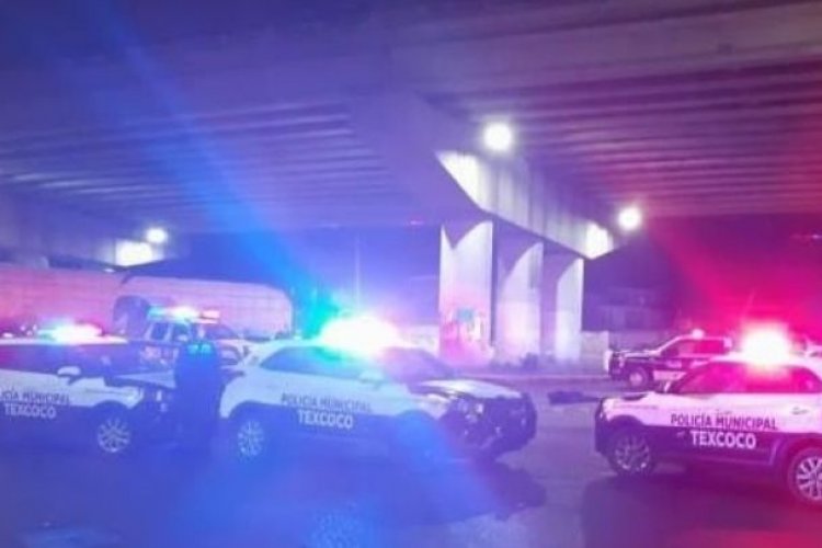 Mueren motociclistas al caer de puente en Texcoco