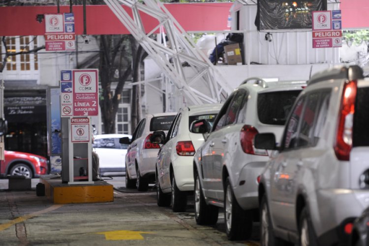 Suspenden verificación vehicular en CDMX