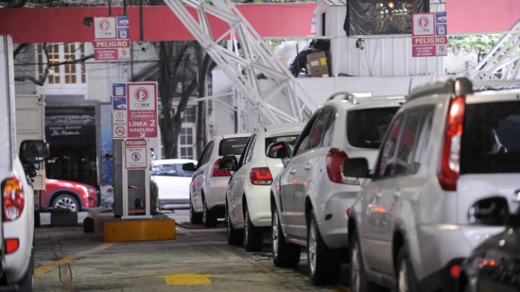 Suspenden verificación vehicular en CDMX