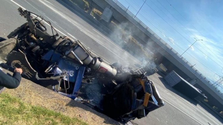 Tráiler vuelca en la México-Toluca