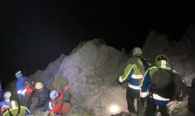 Rescatan a dos excursionistas en Nevado de Colima
