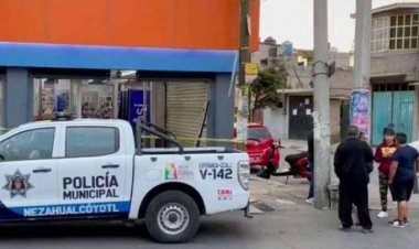 Cortina de tienda en Neza mata a niño