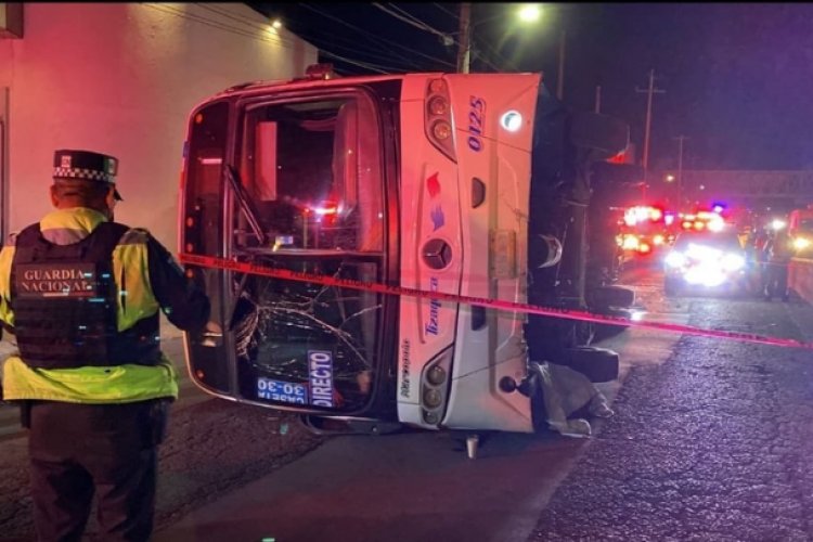 Vuelca autobús en la México-Pachuca